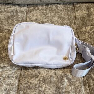 Lululemon Belt Bag 2L, sky blue